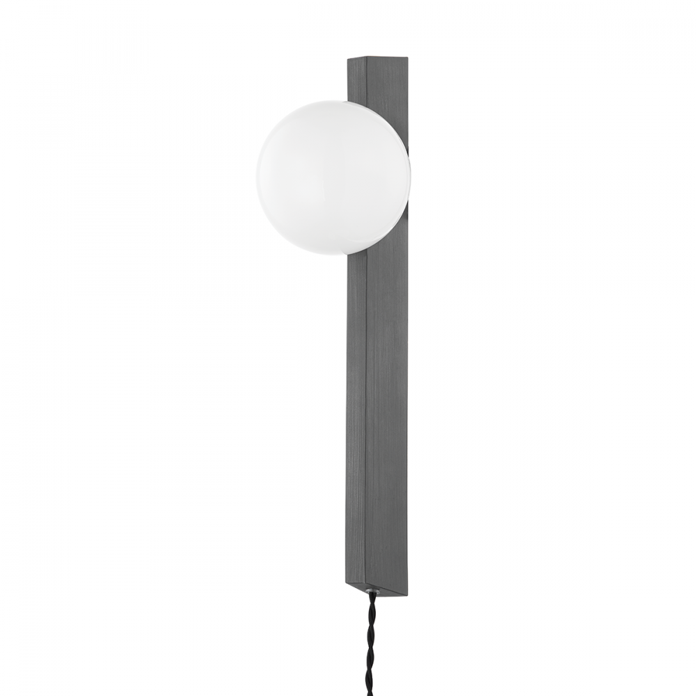 BRISBANE Plug-in Sconce